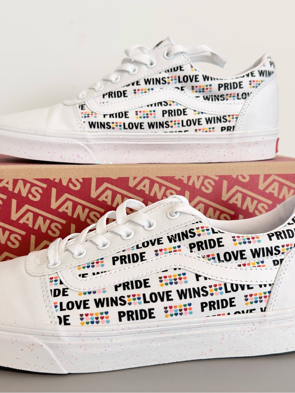 Vans White "Love Wins" Pride Low-Top Sneakers EU 42